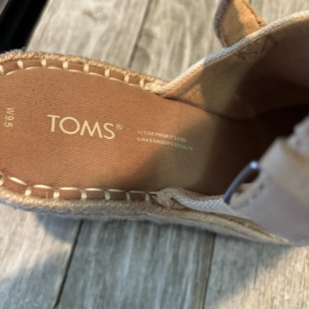 Toms women monica